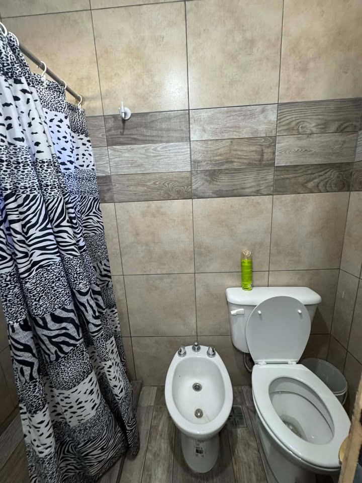 REF 02 HERMOSA PROPIEDAD CON EXCELENTE VISTA AL LAGO - VILLA PARQUE U$S 85.000 646649793 2904831333046274 3161935386749601647 n
