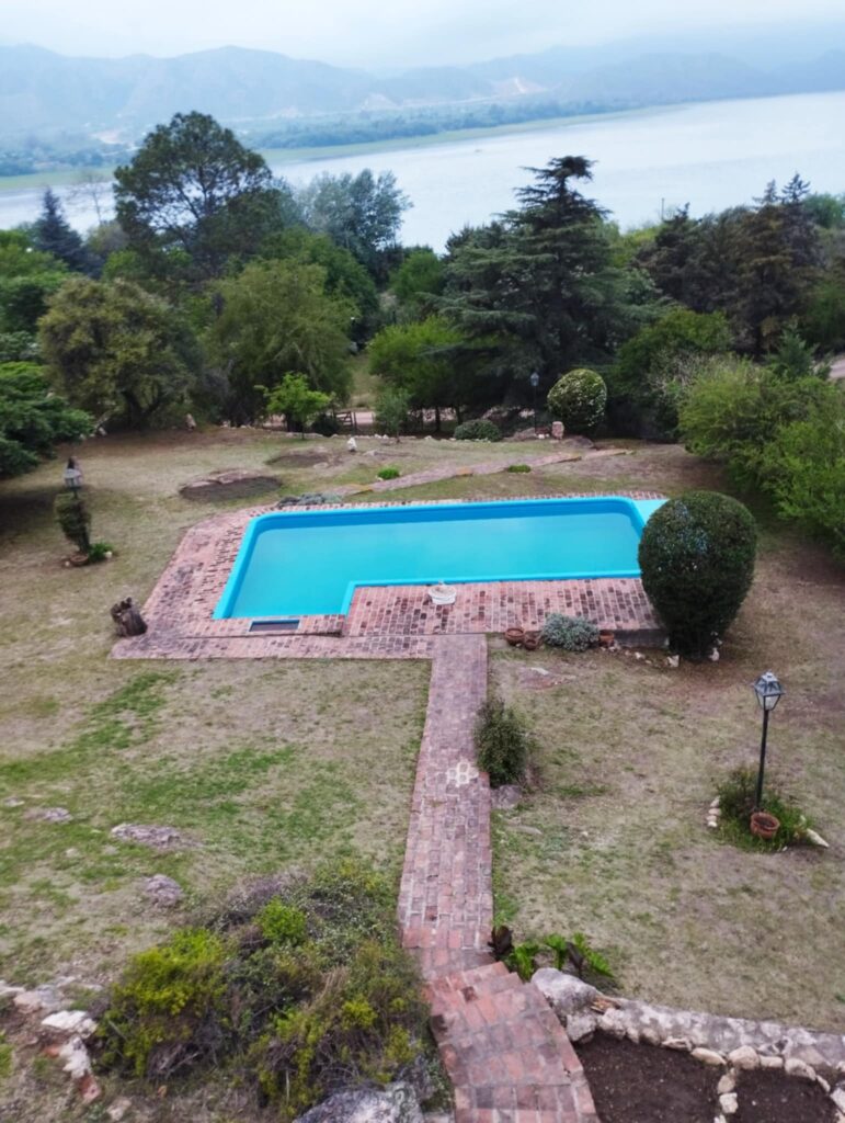 d2c11cf7 b973 4ded 875a 43ba50273403 (2)