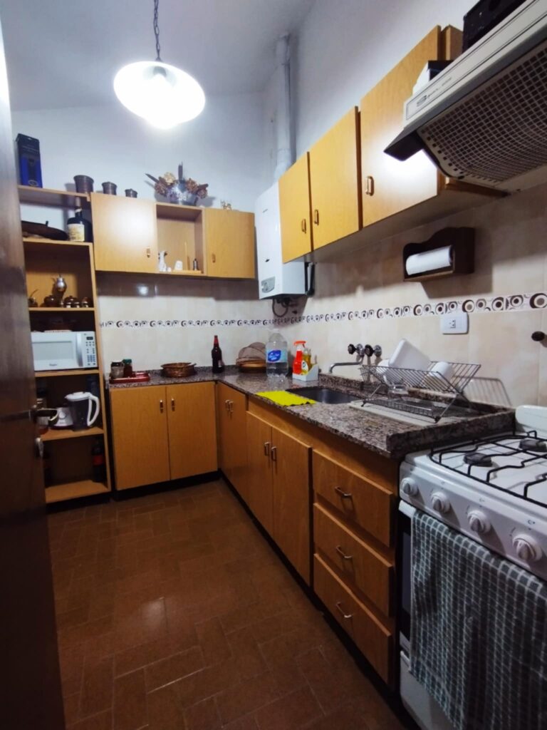 eee71a09 a464 42c3 98d7 9f335fb06f16