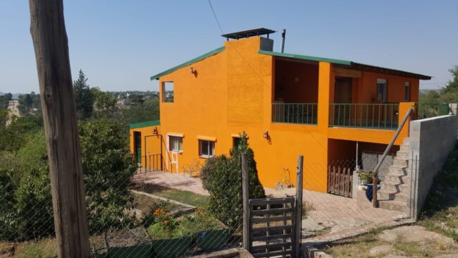 REF 061 COMPLEJO DE DEPARTAMENTOS CON PILETA, B° CENTRO – VILLA PARQUE SÍQUIMAN U$S145.000 REF 061 COMPLEJO DE DEPARTAMENTOS CON PILETA, B° CENTRO – VILLA PARQUE SÍQUIMAN U$S145.000