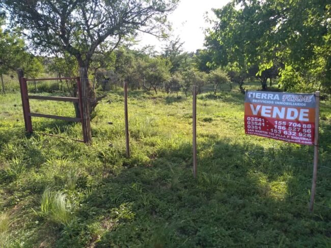 REF 072 MUY BUEN LOTE EN VENTA EN VILLA PARQUE SIQUIMAN U$S 17.000 REF 072 MUY BUEN LOTE EN VENTA EN VILLA PARQUE SIQUIMAN U$S 17.000
