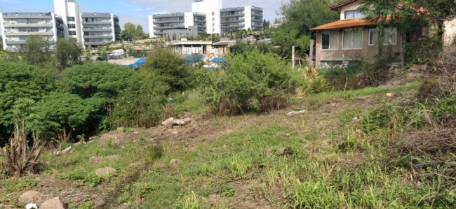 REF 073 MUY BUEN LOTE EN VENTA EN VILLA PARQUE SIQUIMAN U$S 30.000 REF 073 MUY BUEN LOTE EN VENTA EN VILLA PARQUE SIQUIMAN U$S 30.000