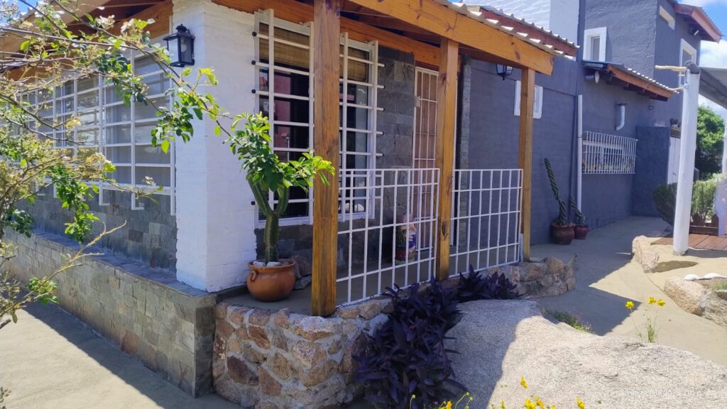 86e0e2bb 625e 44f6 8ad4 78a46c8788ee