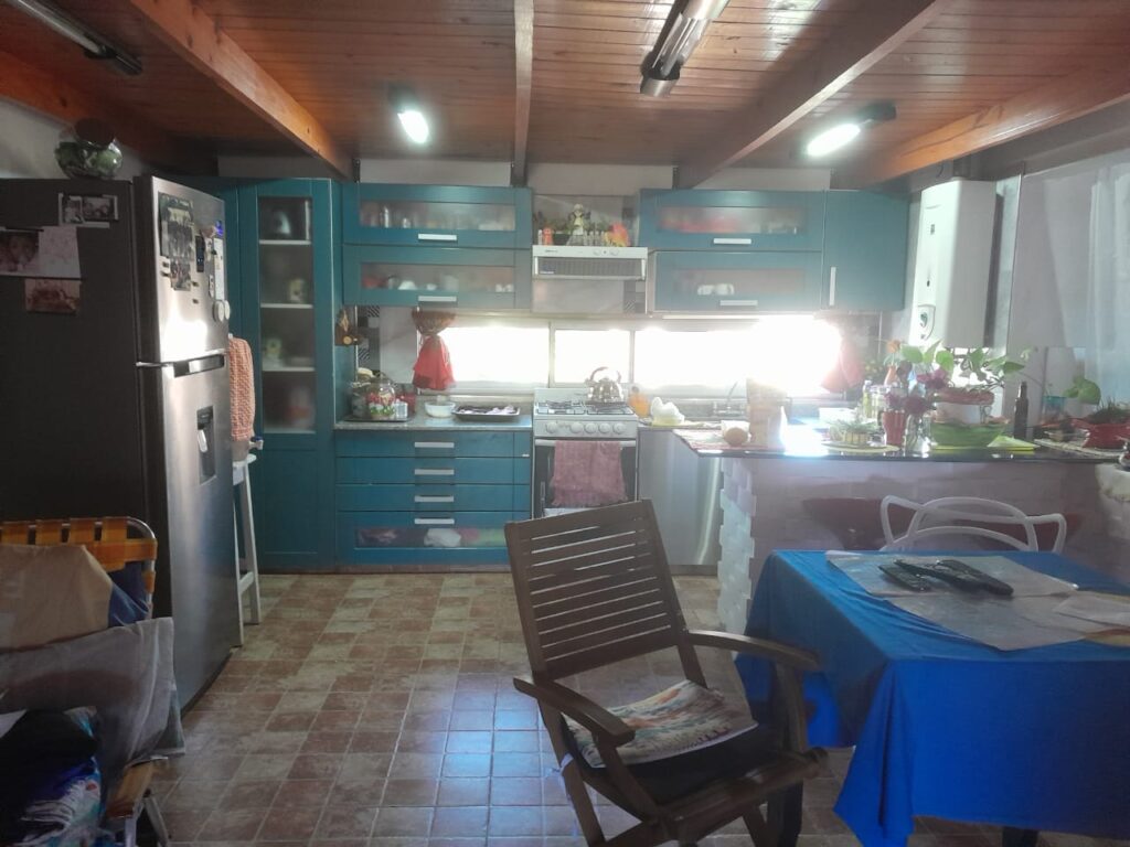 b81ec8f8 d539 4776 bced ee8dd242e711