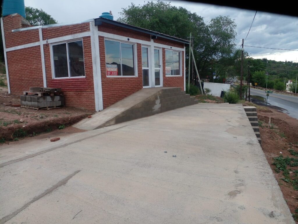 c2b4f2c8 50bc 4ed1 abfb 8caf0dac44da