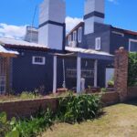 REF 085 CASA ENSÍQUIMAN, B° LAS MOJARRAS U$S100.000