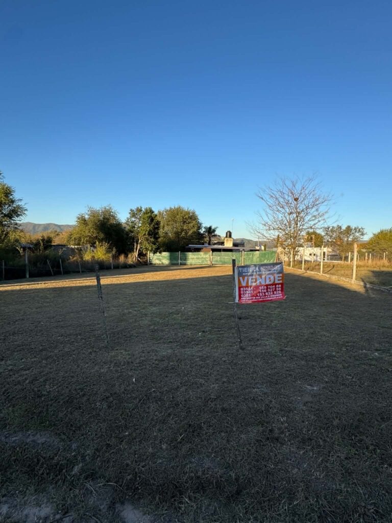 REF 107 EXCELENTE LOTE EN VENTA EN VILLA PARQUE SIQUIMAN A 150 MTS DE RUTA 38 U$$27000 4c436944 81e4 46bf 89b9 b9e51ff56701