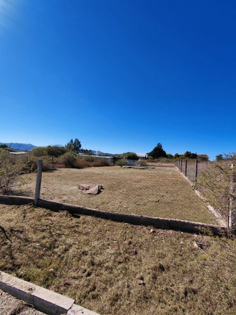 REF 108 LOTE EN VENTA SOBRE LOS GORRIONES EN VILLA PARQUE SIQUIMAN U$S 14.000 97290bb3 378c 4712 b2ff 2ca6046017c0