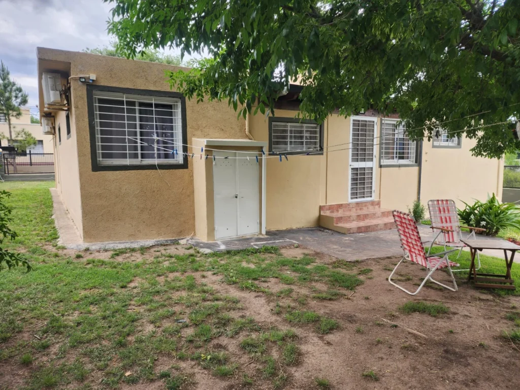 REF 105 CASA EN CALLE ROSARIO, A 50MTS DE RUTA 38, SIQUIMAN U$S127.600 whatsapp image 2025 11 19 at 17.20.52 2 copia