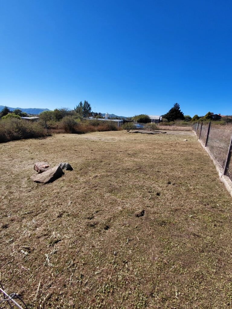 REF 108 LOTE EN VENTA SOBRE LOS GORRIONES EN VILLA PARQUE SIQUIMAN U$S 14.000 c3c04703 a981 4f39 93ea 2061d7fb52f2