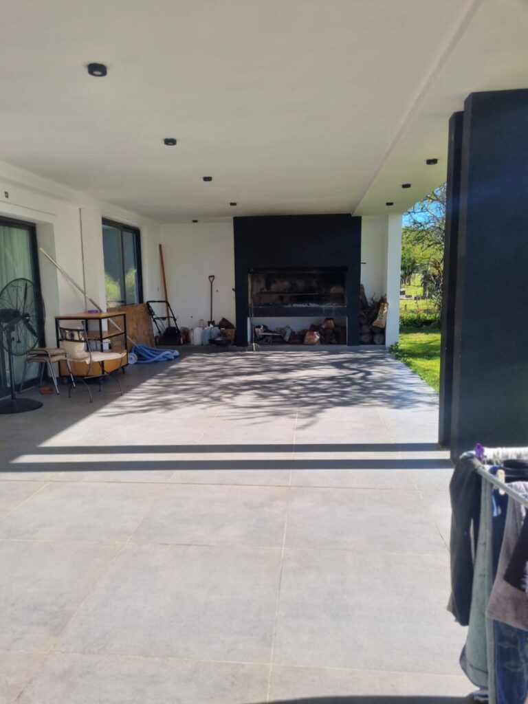 CASA EN ALQUILER B° PRIVADO LA ARBOLADA, COLECTORA CBA - VCP U$S2500 793ec69b 023e 44c0 a507 647c51d030c8