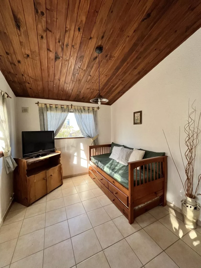 CABAÑA EN ALQUILER ANUAL EN BARRIO LAS MOJARRAS- SIQUIMAN xz74 cabana 3j3qgvvq