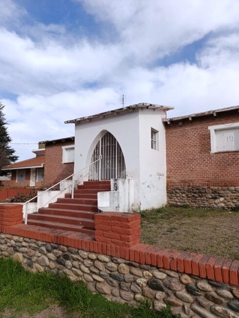 REF 112 CASA SOBRE RUTA 38, VILLA CAEIRO - U$S120.000