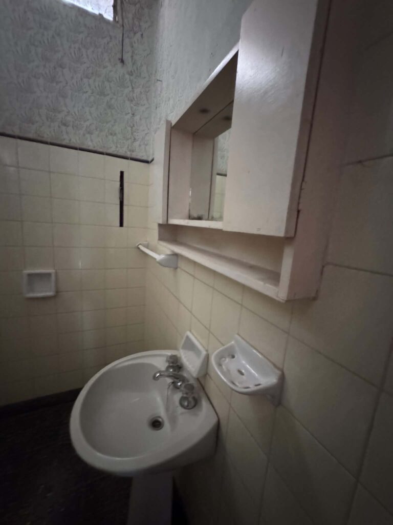 REF 117 CASA A RECICLAR EN CENTRO DE BIALET MASSÉ U$S50.000 4e890e6f e93e 4c39 86d1 93e96e25ca70