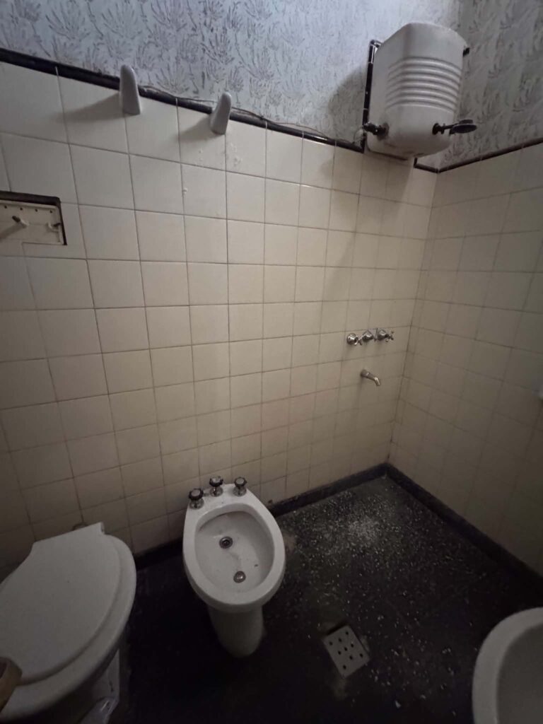 REF 117 CASA A RECICLAR EN CENTRO DE BIALET MASSÉ U$S50.000 cd28b60c c1a3 4d47 a63f 6216fbee5404